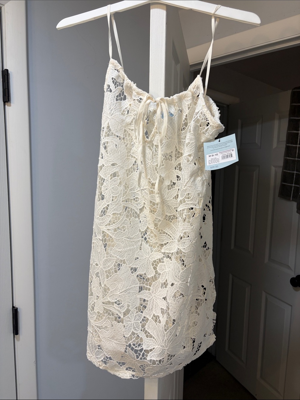 BNWT shade and shore White Crochet Swim Cover-Up - Picture 4 of 5